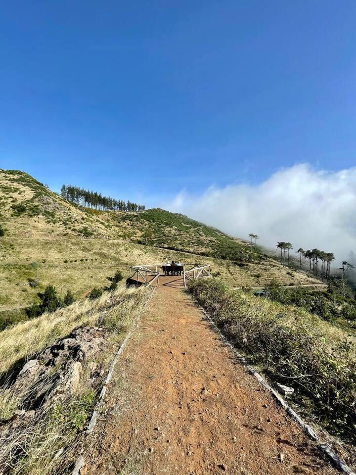 Mountain Eco Shelter 4 Hotell Funchal  Eksteriør bilde